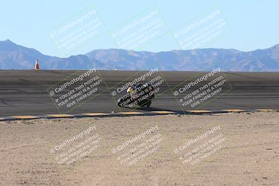 media/Dec-06-2024-CVMA Friday Practice (Fri) [[e1d1c5d4fc]]/4-Group 4 and Trackday/Session 5 (Bowl)/